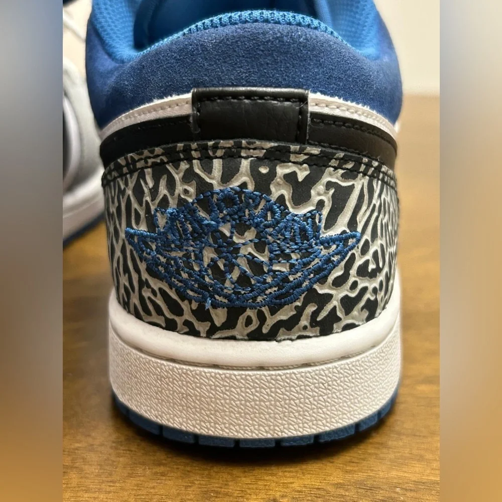 Nike Air Jordan 1 Low SE Retro Mens Size 8 US DM1199-140‎ True Blue Elephant